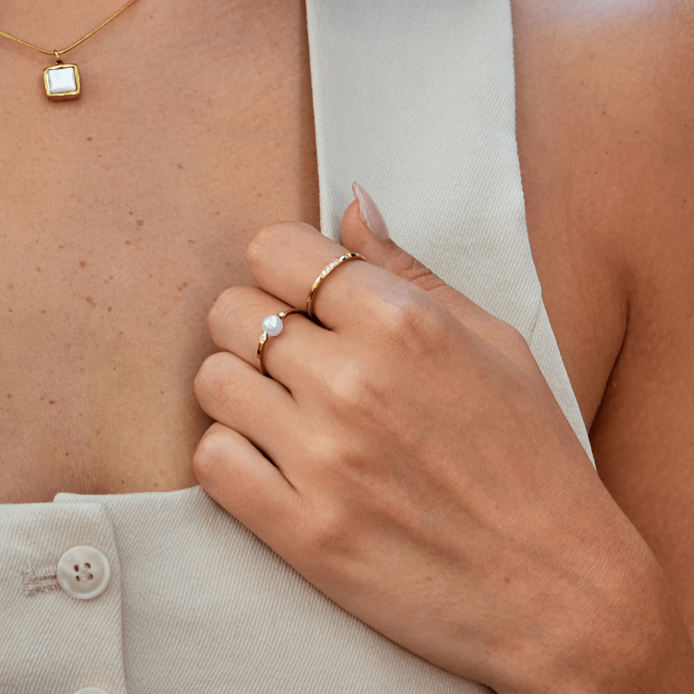 Anello con perla d'acqua dolce